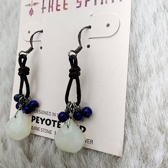 NEW Peyote Bird Free Spirit Blue and White Beaded Dangle Hook Earrings - Picture 4 of 8